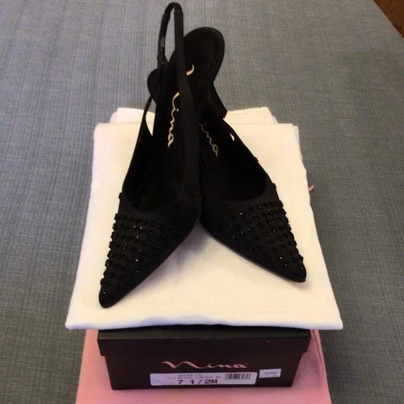 Nina Black Satin Sling Back Heels, Special Occasion, Size 7-1/2 Med - Picture 6 of 11